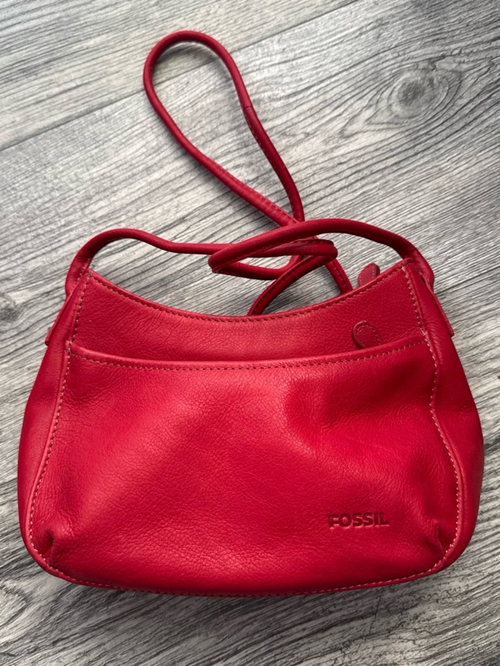 Fossil Vibrant Red Leather Crossbody Purse